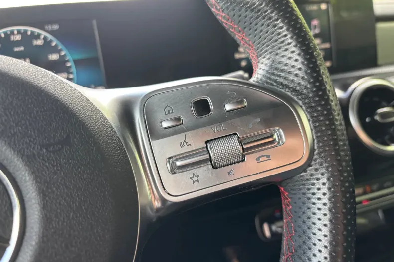 Mercedes-Benz CLA 200 (Clasa CLA) din 2021 cu 163.000 km - oferta MER239605 - foto 25