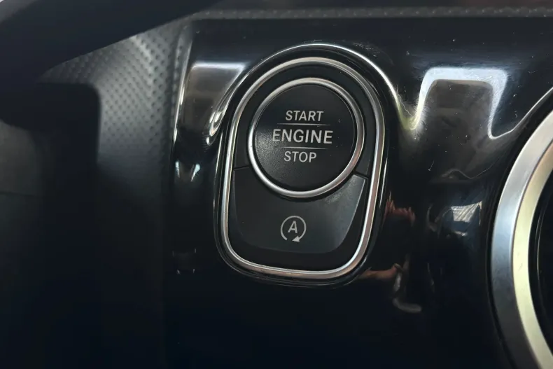 Mercedes-Benz CLA 200 (Clasa CLA) din 2021 cu 163.000 km - oferta MER239605 - foto 29