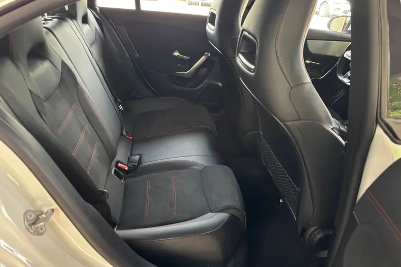 Mercedes-Benz CLA 200 (Clasa CLA) din 2021 cu 163.000 km - oferta MER239605 - foto 37