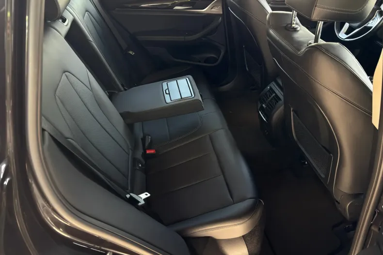 BMW X3 (Seria X) din 2022 cu 178.000 km - oferta BMW239606 - foto 35