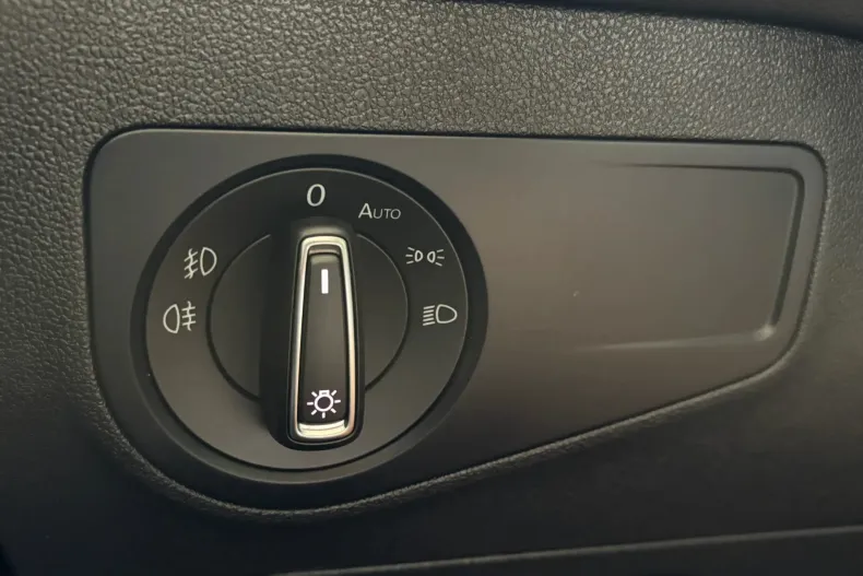 Volkswagen Tiguan din 2020 cu 155.000 km - oferta VOL239608 - foto 26