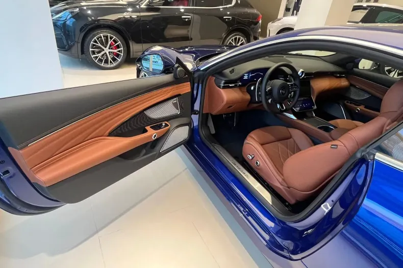 Maserati Granturismo din 2024 cu 1 km - oferta MAS239614 - foto 13