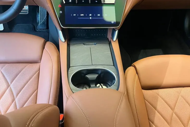 Maserati Granturismo din 2024 cu 1 km - oferta MAS239614 - foto 15