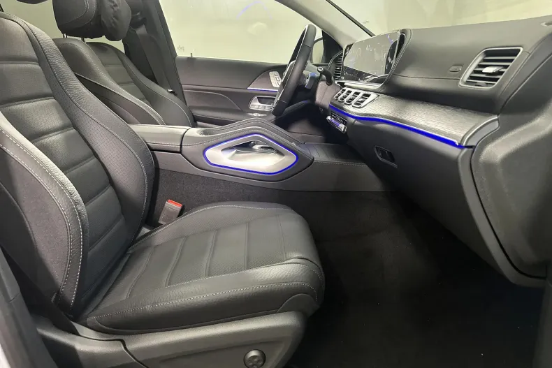 Mercedes-Benz GLE 450 (Clasa GLE) din 2025 cu 4.837 km - oferta MER239616 - foto 12