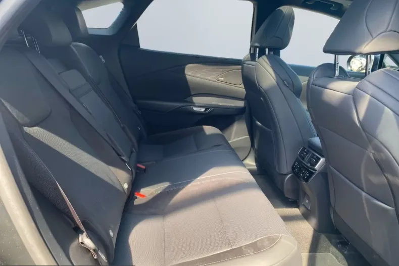 Lexus Seria RX din 2024 cu 85.000 km - oferta LEX239617 - foto 16