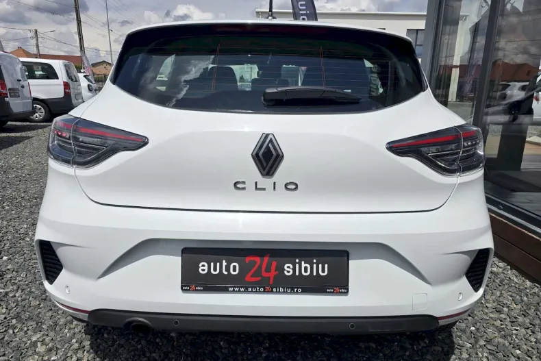 Renault Clio din 2023 cu 58.800 km - oferta REN239625 - foto 12
