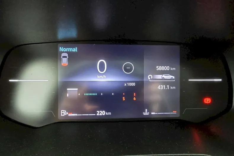 Renault Clio din 2023 cu 58.800 km - oferta REN239625 - foto 16