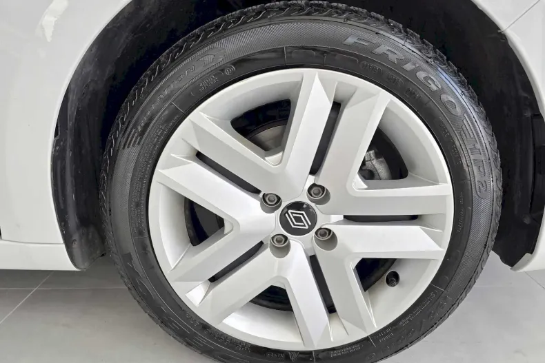 Renault Clio din 2023 cu 58.800 km - oferta REN239625 - foto 30