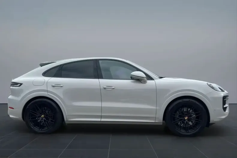 Porsche Cayenne din 2024 cu 62.000 km - oferta POR239632 - foto 4