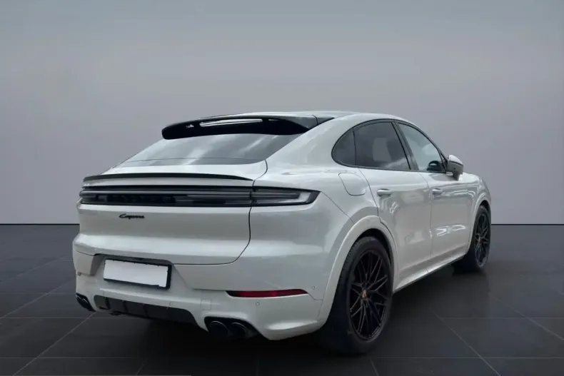 Porsche Cayenne din 2024 cu 62.000 km - oferta POR239632 - foto 5