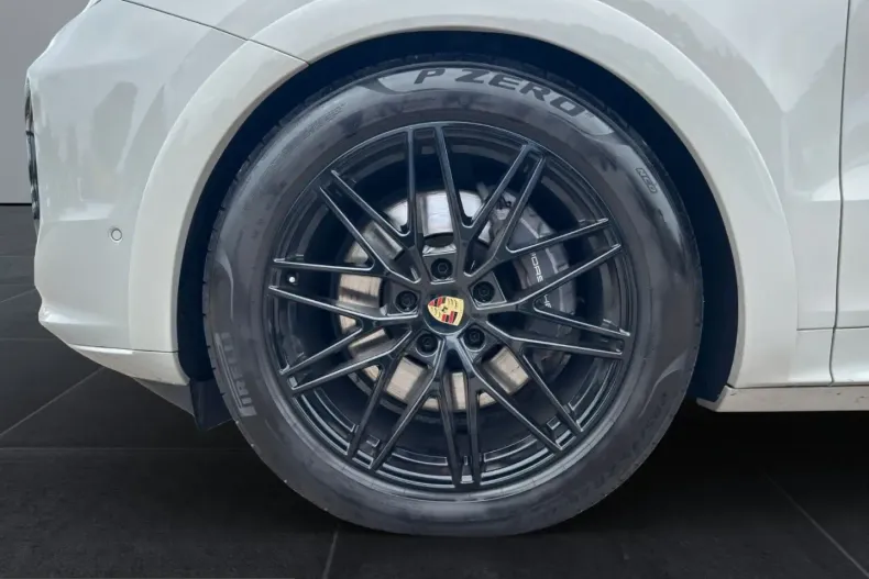 Porsche Cayenne din 2024 cu 62.000 km - oferta POR239632 - foto 7