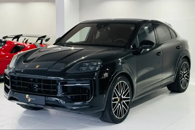 Porsche Cayenne din 2024 cu 115.000 km - oferta POR239633 - foto 4