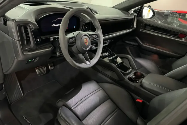 Porsche Cayenne din 2024 cu 115.000 km - oferta POR239633 - foto 8