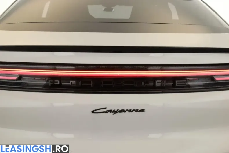 Porsche Cayenne din 2024 cu 36.600 km - oferta POR239636 - foto 14