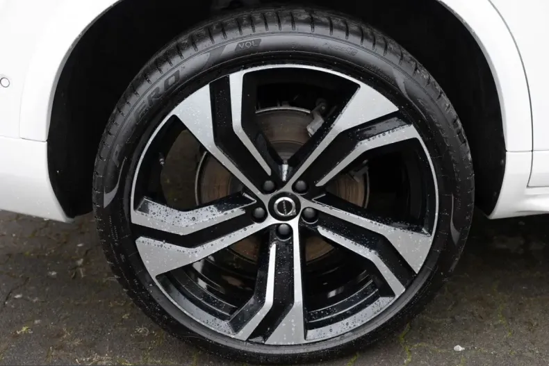 Volvo XC90 din 2024 cu 30.209 km - oferta VOL239640 - foto 30