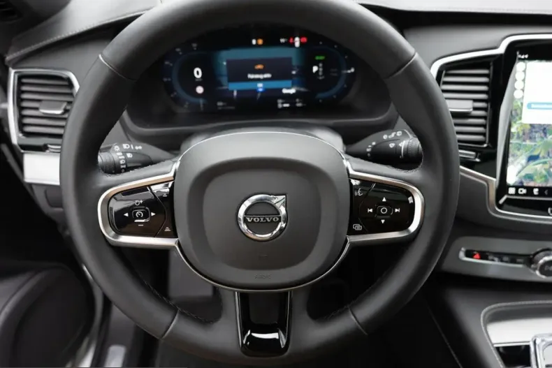 Volvo XC90 din 2024 cu 30.209 km - oferta VOL239640 - foto 33