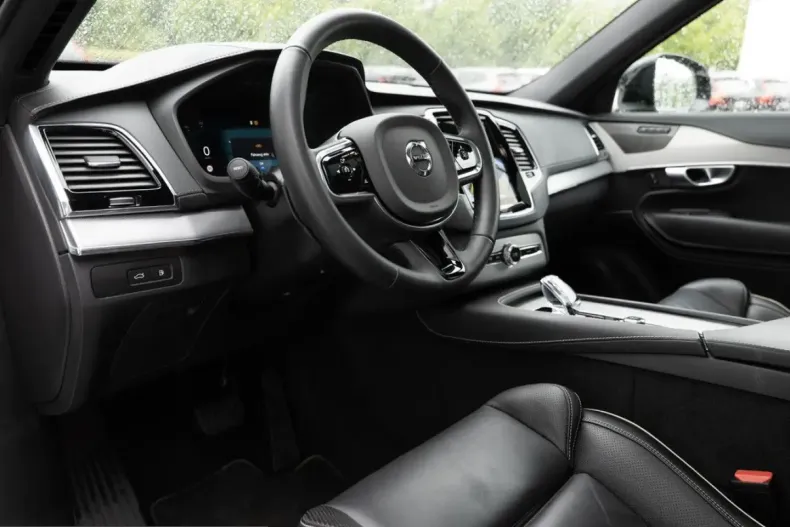 Volvo XC90 din 2024 cu 30.209 km - oferta VOL239640 - foto 46