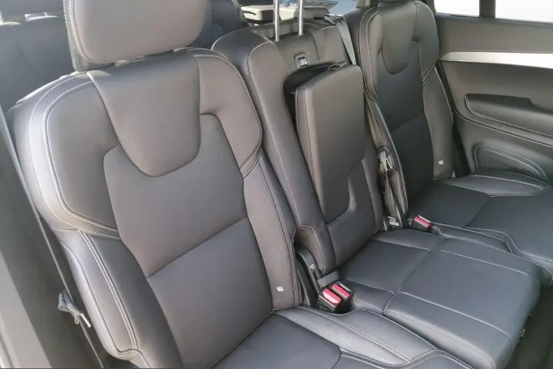 Volvo XC90 din 2024 cu 25.450 km - oferta VOL239643 - foto 19