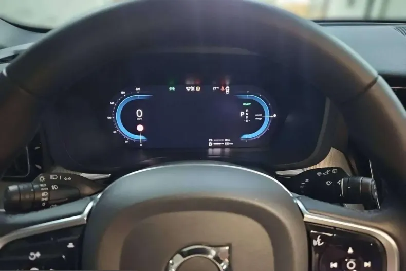 Volvo XC60 din 2024 cu 7.510 km - oferta VOL239648 - foto 8