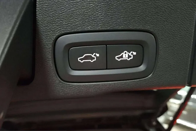 Volvo XC60 din 2024 cu 7.510 km - oferta VOL239648 - foto 13