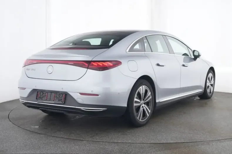 Mercedes-Benz EQE (Clasa E) din 2025 cu 13.690 km - oferta MER239649 - foto 2