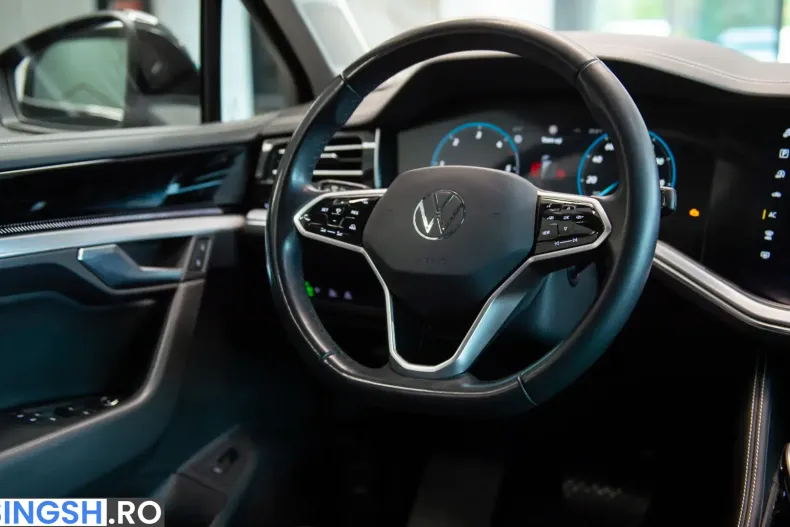 Volkswagen Touareg din 2023 cu 55.000 km - oferta VOL239652 - foto 28