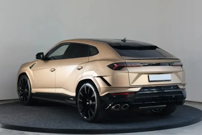 Lamborghini Urus din 2024 cu 4.555 km - oferta LAM239662 - foto 4