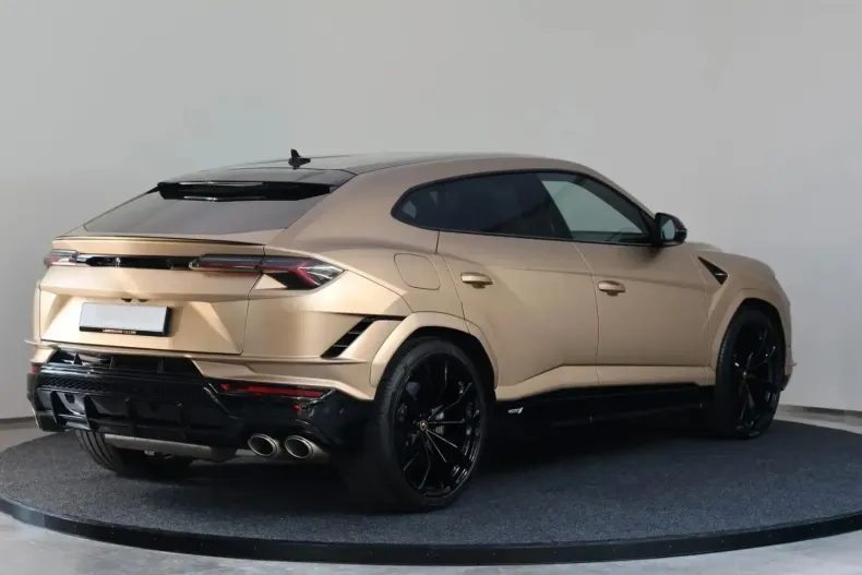Lamborghini Urus din 2024 cu 4.555 km - oferta LAM239662 - foto 6