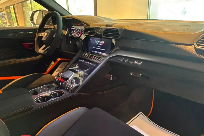 Lamborghini Urus din 2024 cu 4.100 km - oferta LAM239665 - foto 12