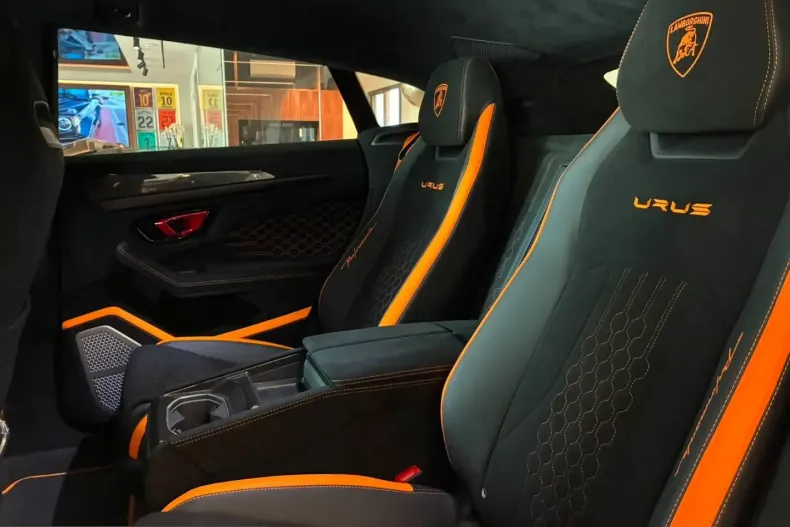 Lamborghini Urus din 2024 cu 4.100 km - oferta LAM239665 - foto 17