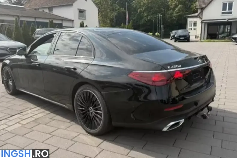 Mercedes-Benz E 220 (Clasa E) din 2026 cu 51 km - oferta MER239667 - foto 4