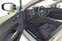 Volvo XC60 din 2025 cu 14.500 km - oferta VOL239668 - foto 8