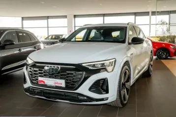 Audi Q8 e-tron din 2023 - oferta AUD239674