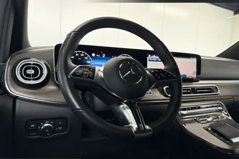 Mercedes-Benz V 300 (Clasa V) din 2025 cu 32.150 km - oferta MER239675 - foto 9