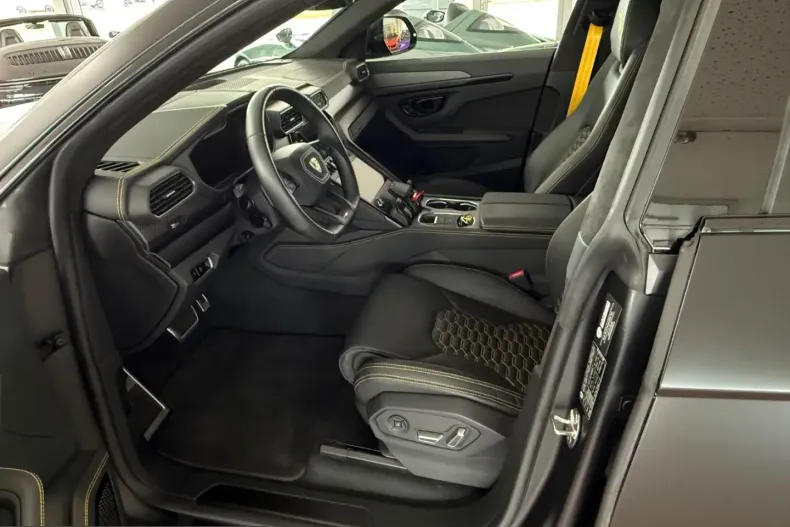Lamborghini Urus din 2024 cu 29.050 km - oferta LAM239678 - foto 16