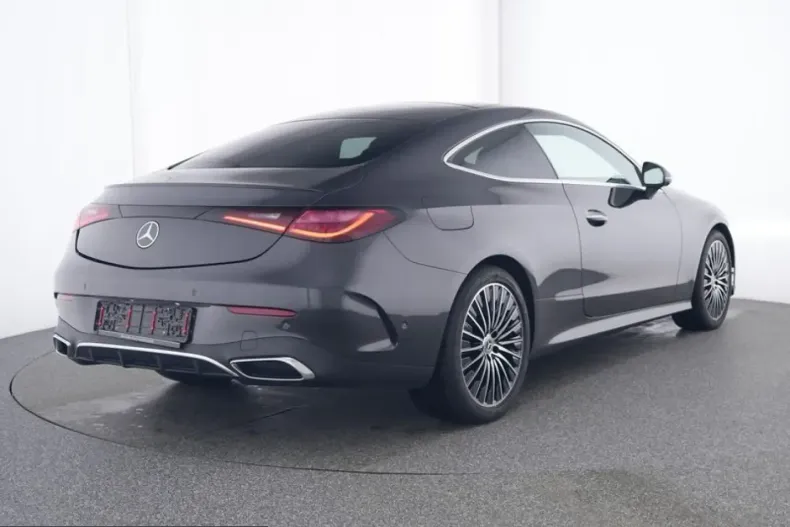 Mercedes-Benz CLE 200 (Clasa CLE) din 2025 cu 8.446 km - oferta MER239680 - foto 5