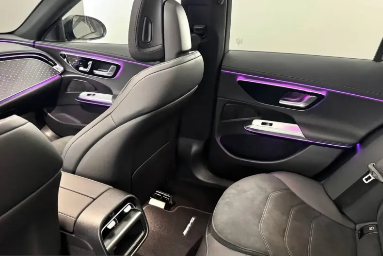 Mercedes-Benz E 450 (Clasa E) din 2025 cu 9.614 km - oferta MER239681 - foto 23