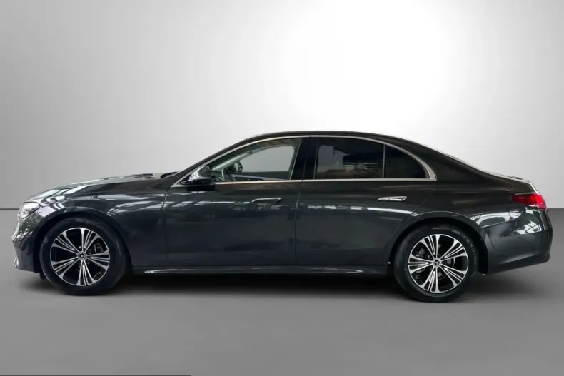 Mercedes-Benz E 220 (Clasa E) din 2025 cu 11.492 km - oferta MER239690 - foto 7