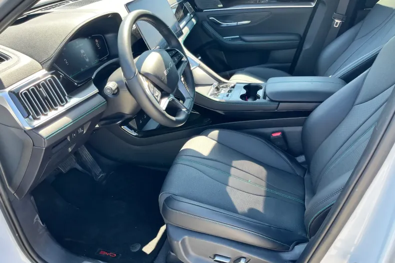 BYD Seal U din 2025 cu 14.292 km - oferta BYD239692 - foto 10