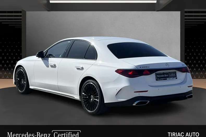 Mercedes-Benz E 220 (Clasa E) din 2023 cu 30.840 km - oferta MER239693 - foto 4