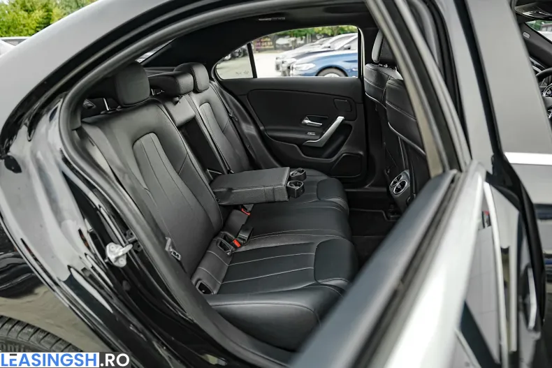 Mercedes-Benz A 250 (Clasa A) din 2021 cu 142.500 km - oferta MER239701 - foto 12