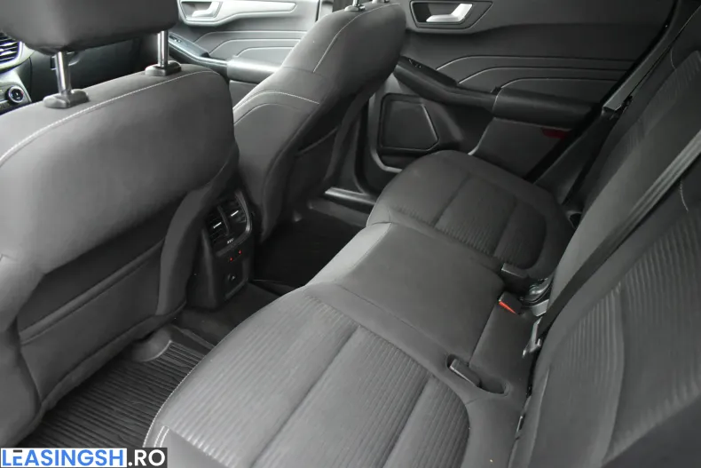 Ford Kuga din 2023 cu 100.661 km - oferta FOR239717 - foto 23