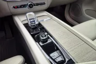 Volvo XC60 din 2021 cu 77.700 km - oferta VOL239718 - foto 20
