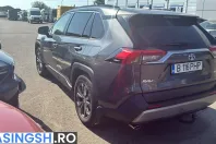 Toyota RAV4 din 2022 cu 68.201 km - oferta TOY239719 - foto 5