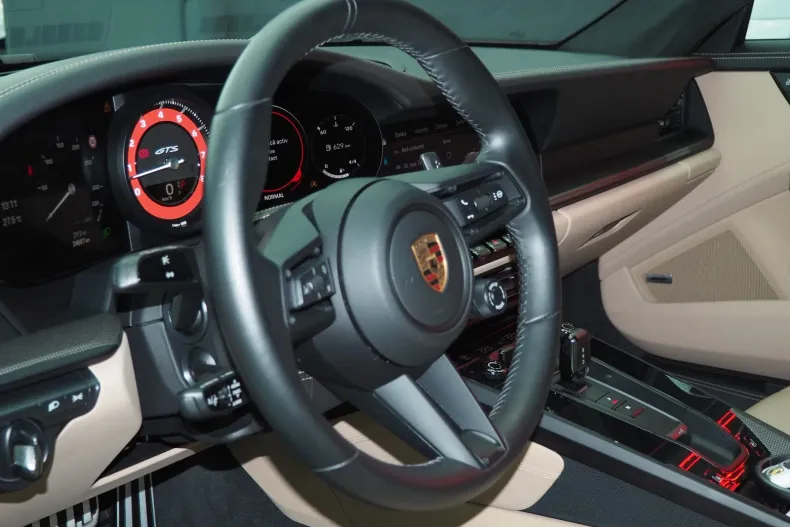 Porsche 911 din 2023 cu 24.507 km - oferta POR239725 - foto 12