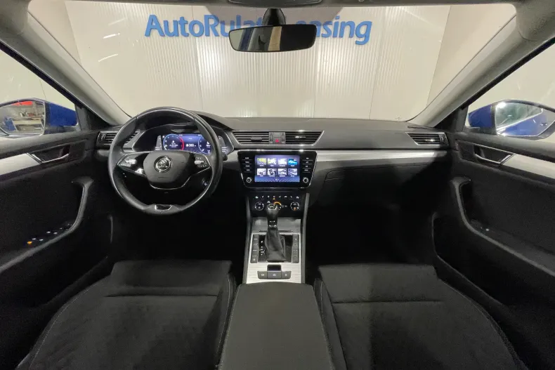 Skoda Superb din 2023 cu 63.734 km - oferta SKO239728 - foto 7