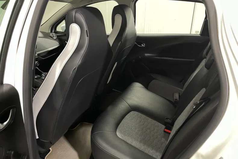 Renault ZOE din 2020 cu 89.712 km - oferta REN239729 - foto 11