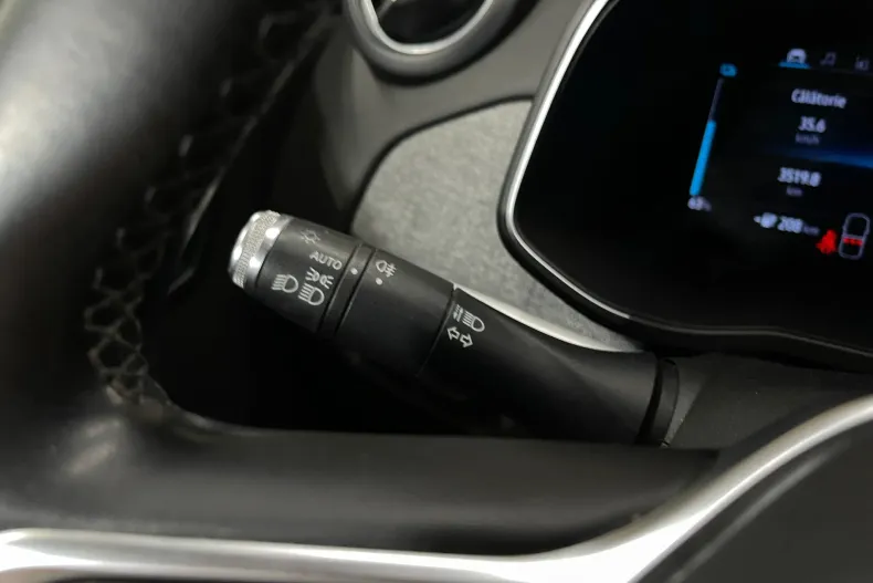 Renault ZOE din 2020 cu 89.712 km - oferta REN239729 - foto 20