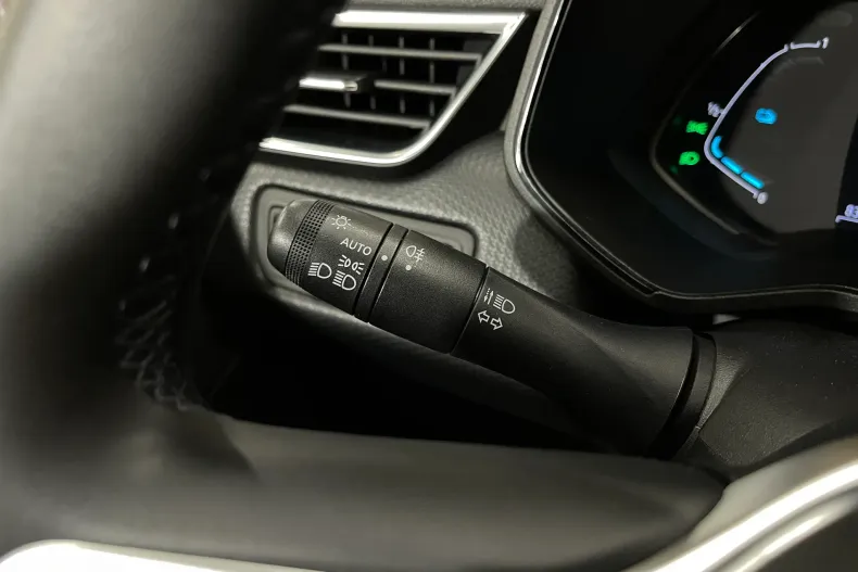 Renault Clio din 2022 cu 83.298 km - oferta REN239733 - foto 20