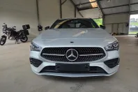 Mercedes-Benz CLA 250 (Clasa CLA) din 2023 cu 35.900 km - oferta MER239743 - foto 15
